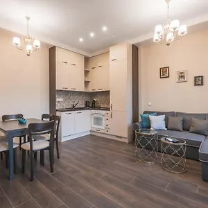 1001 Nights - 2bd Luxury In Appartement